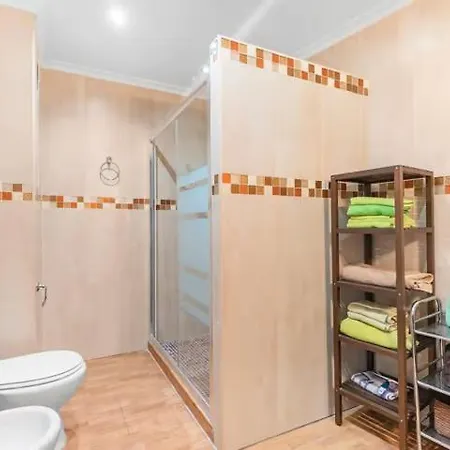 Yovalu 1 Yovalu Con Balcon Yovalutres Con Piscina, Calle Parodi