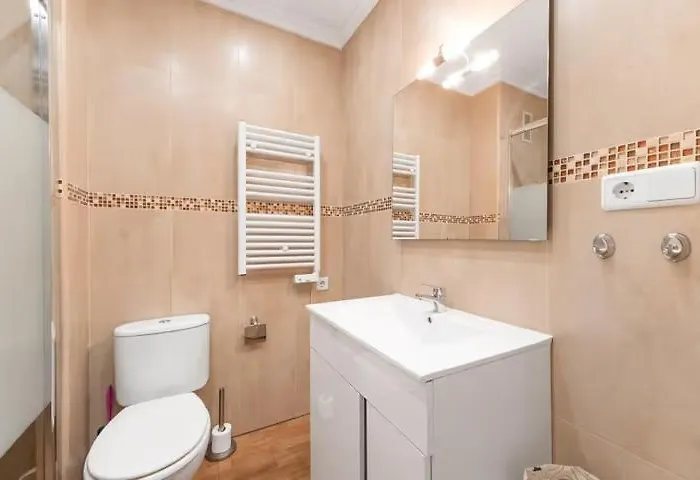 Yovalu 1 Yovalu Con Balcon Yovalutres Con Piscina, Calle Parodi